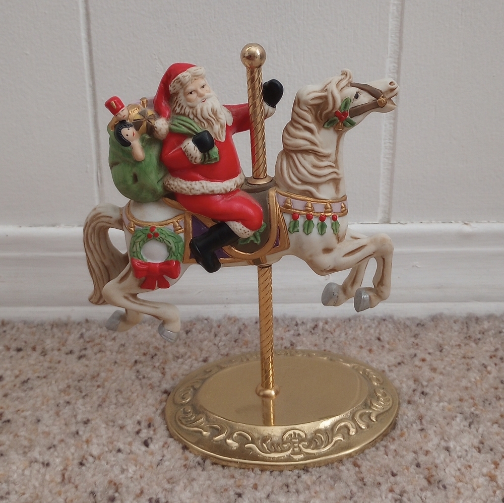 Santa Claus Christmas Horse Home Decor